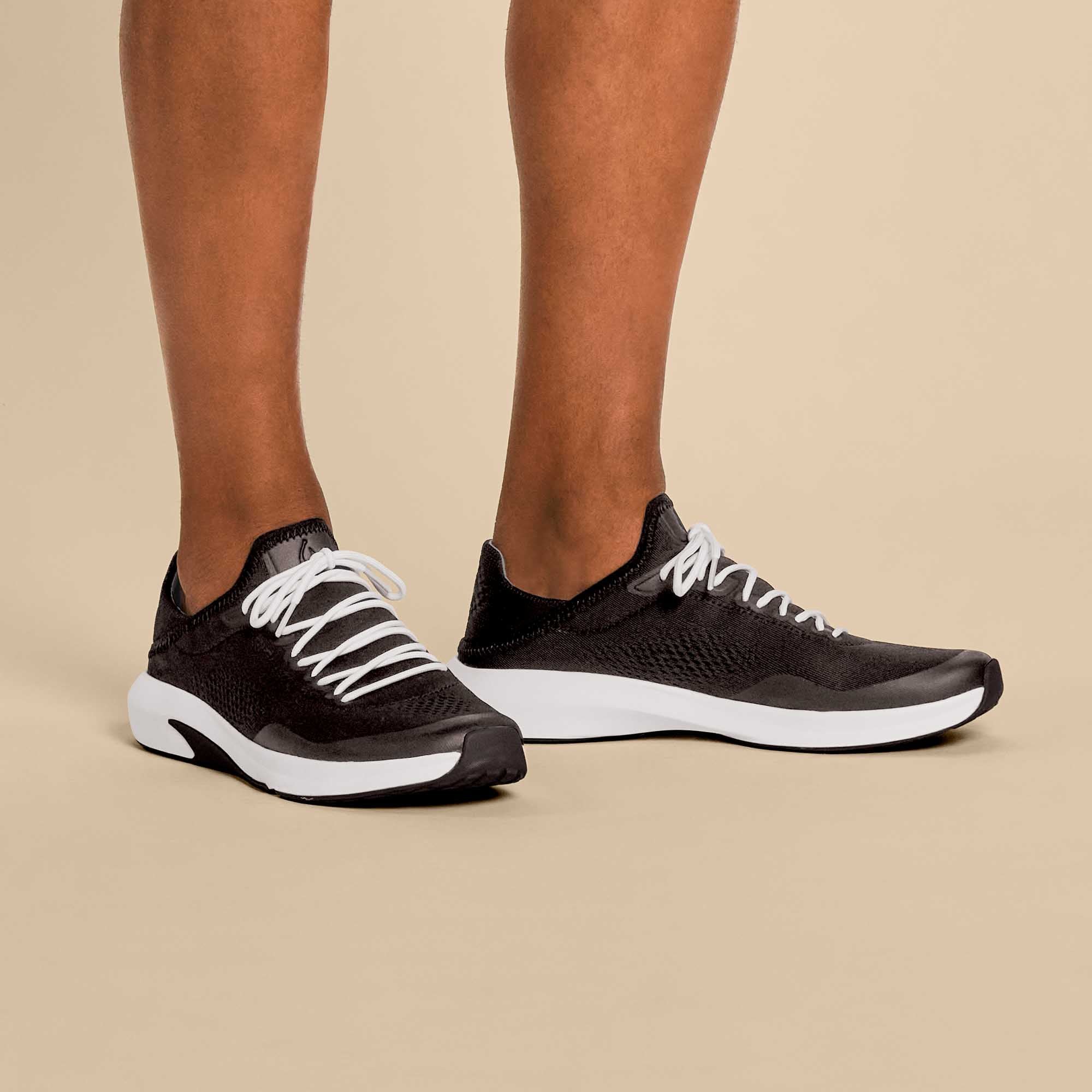 Ka holo Men's Athletic Trainer Shoes - Black - Image 4