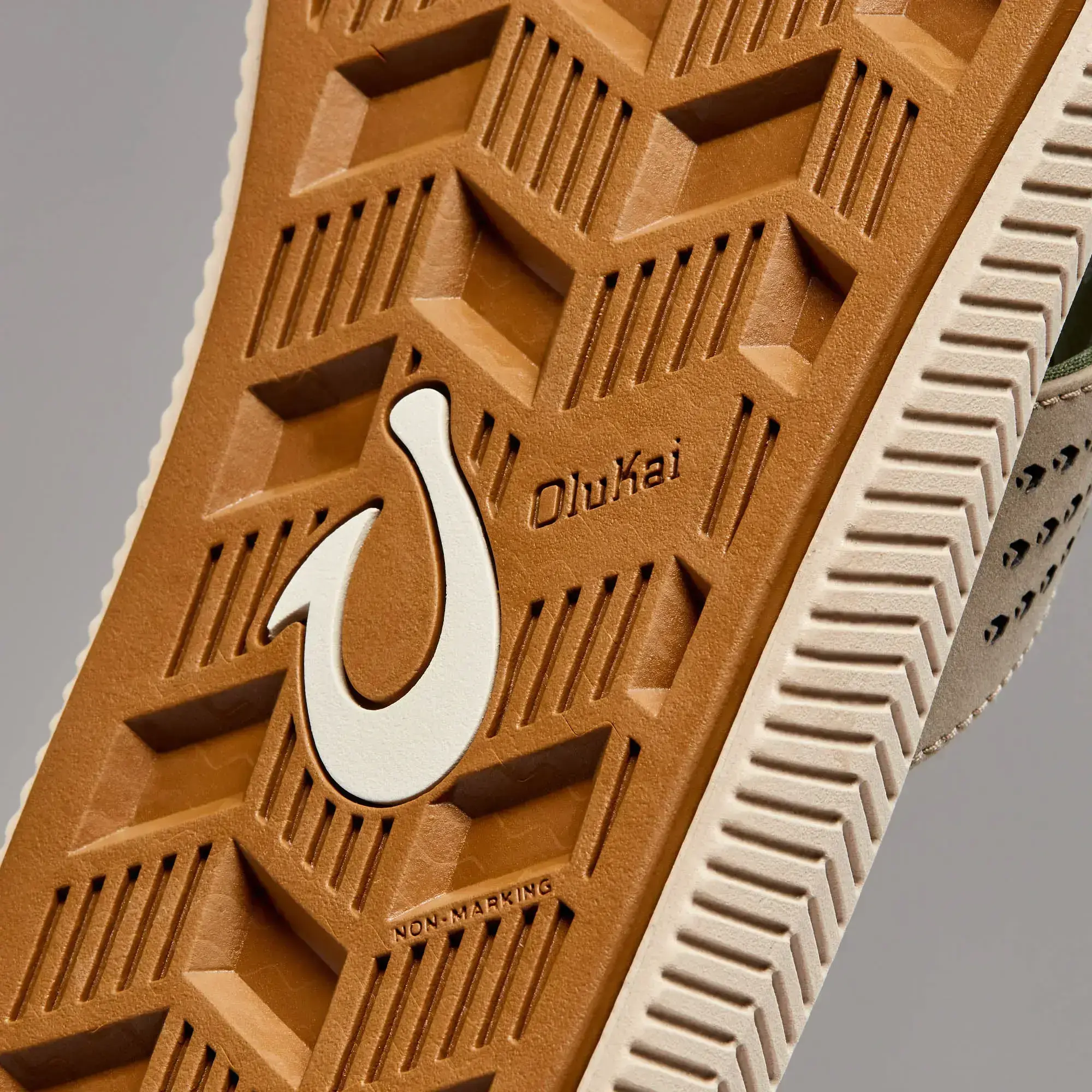 Ulele Men's Water-Ready Beach Sandals - Clay / Mustang - Image 9