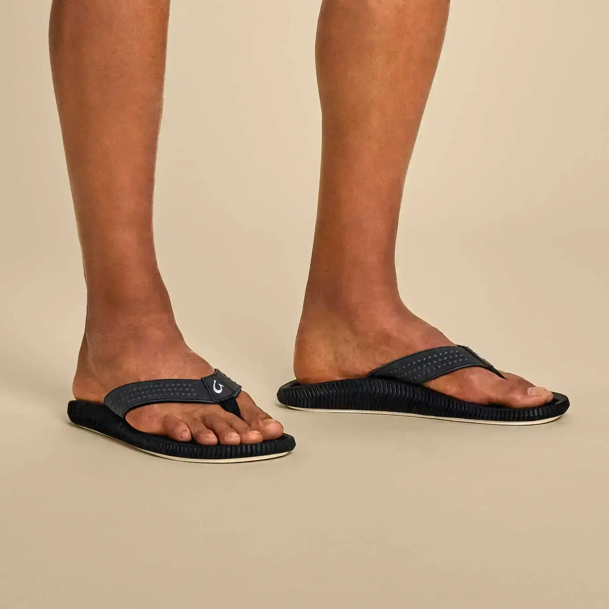 Ulele Men's Water-Ready Beach Sandals - Black - Image 2