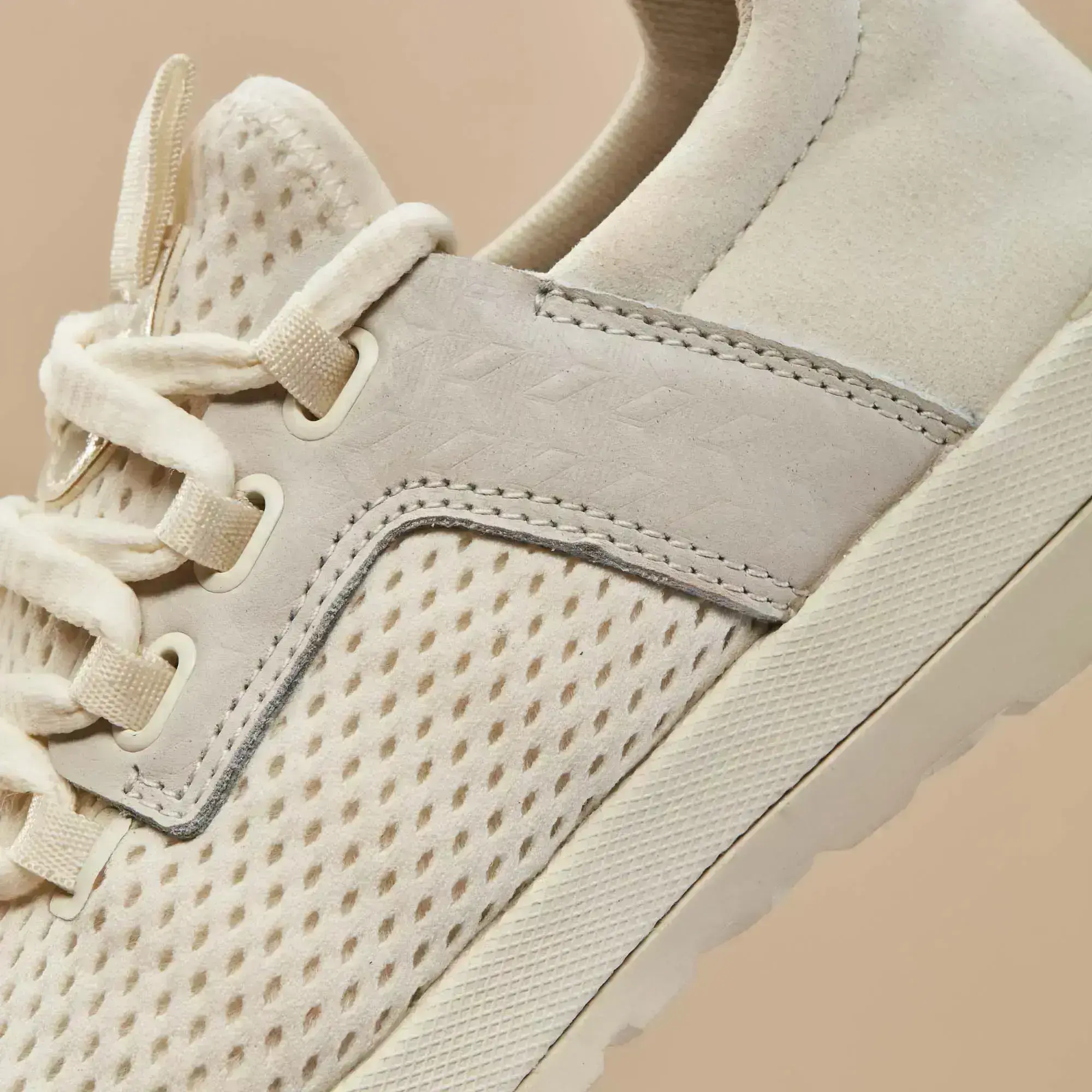 Wailuku Women's Athletic Shoes - Off White - Image 3