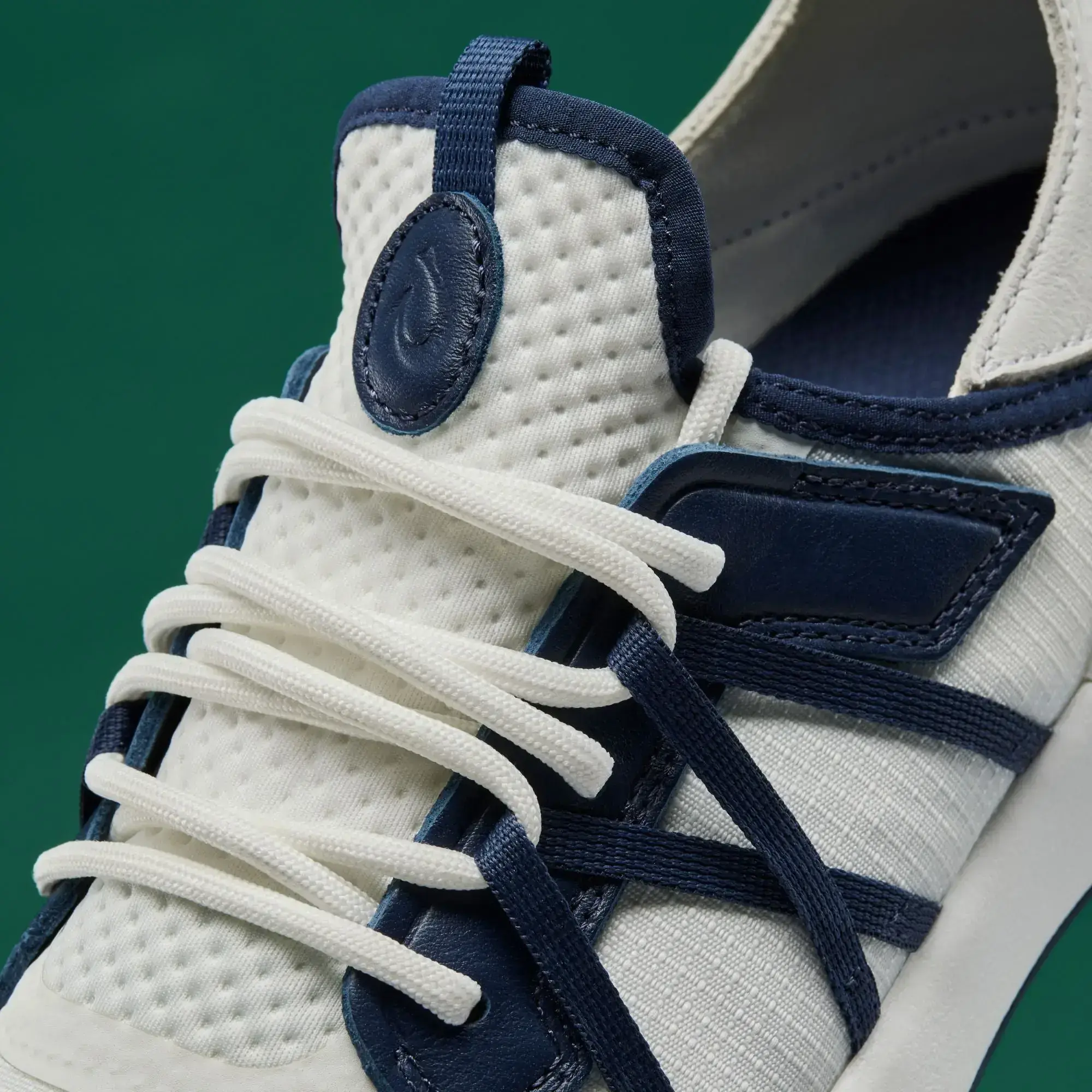 Manele Men's Breathable Golf Shoes - Bright White / Mood Indigo - Image 2